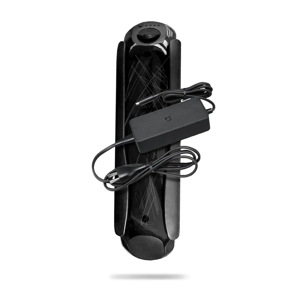36v 5.2Ah 187Ah Battery in Protective Case   Charger Combo