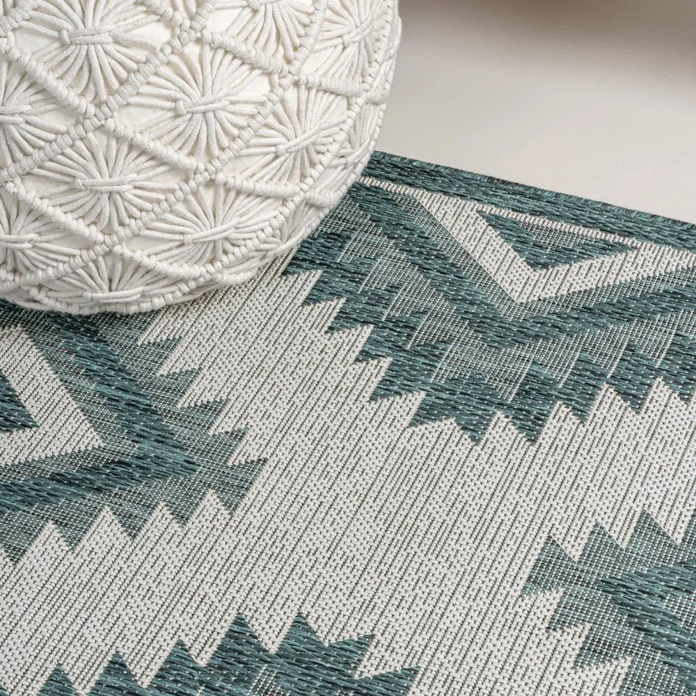 Antique Geometric Moroccan Diamond Indoor/Outdoor Area Rug
