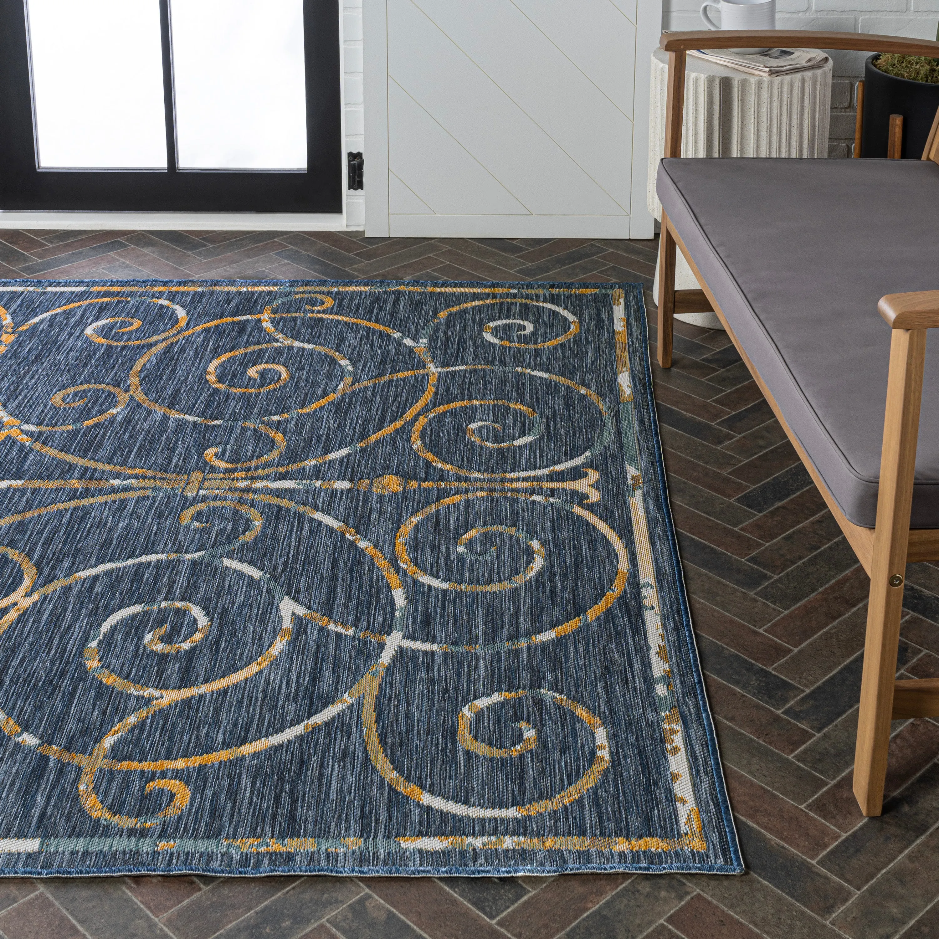 Ariadne Classic Cottage Filigree Scroll Reversible Machine-Washable Indoor/Outdoor Area Rug