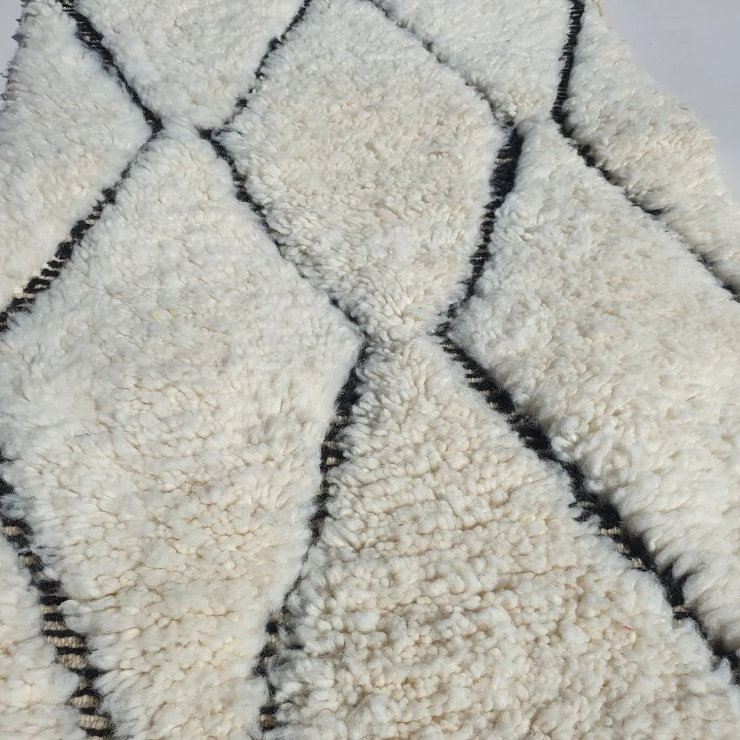 Atlas - White Moroccan Runner Rug Ultra Soft Beni Ourain | Authentic Berber Hallway runner | 2'43x9'68 ft | 74x295 cm