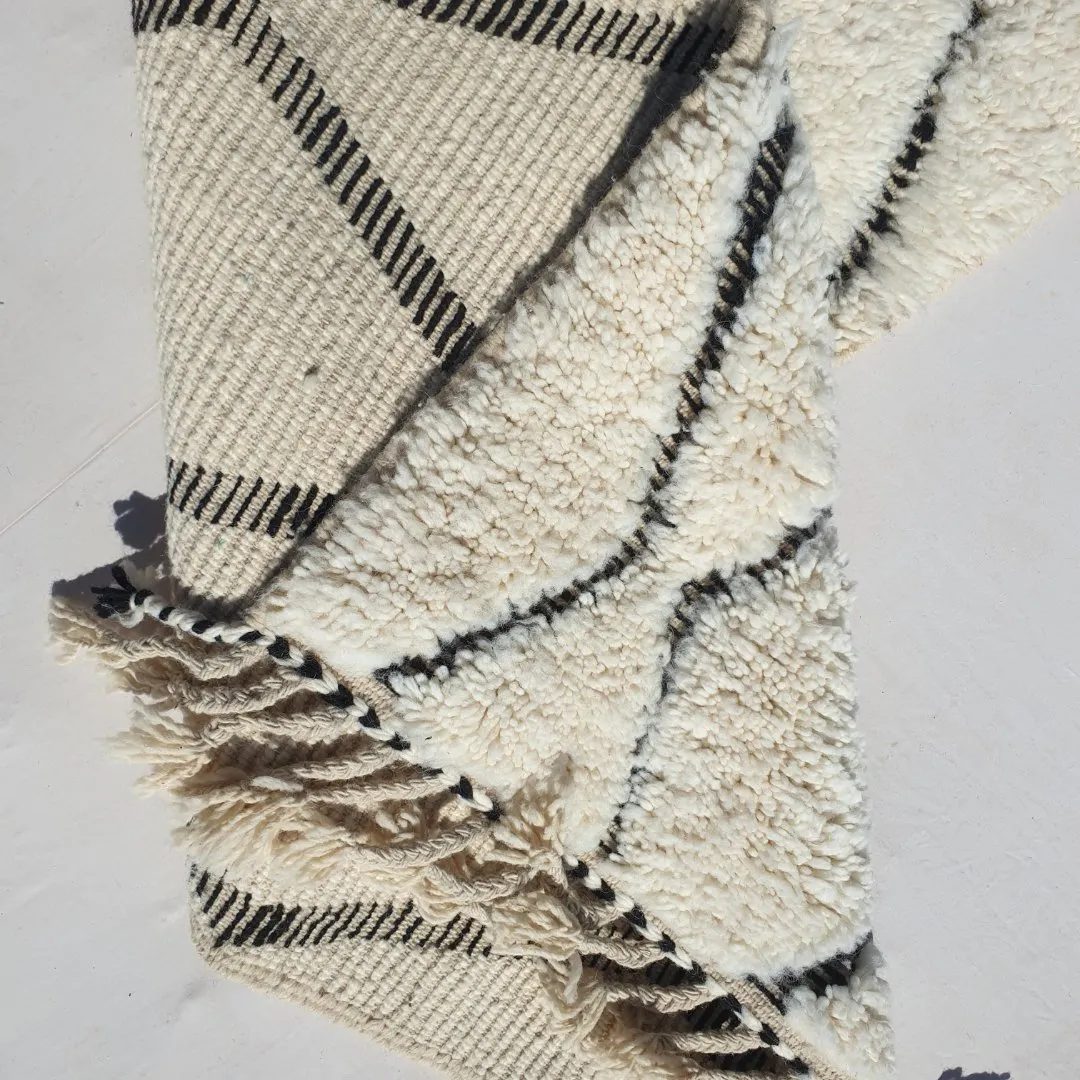 Atlas - White Moroccan Runner Rug Ultra Soft Beni Ourain | Authentic Berber Hallway runner | 2'43x9'68 ft | 74x295 cm
