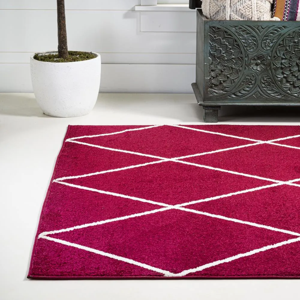 Bounty Minimalist Diamond Trellis Area Rug