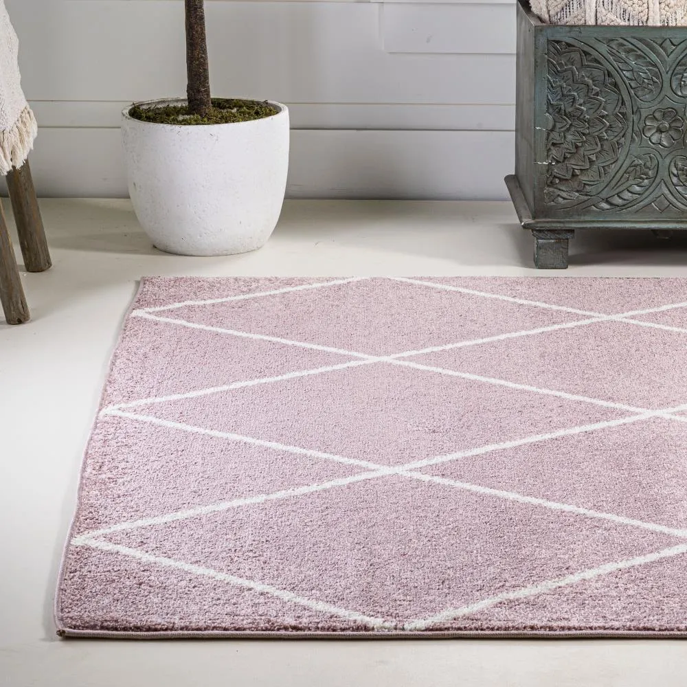 Bounty Minimalist Diamond Trellis Area Rug