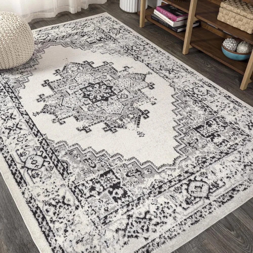 Cassiopeia Inigo Cottage Medallion Area Rug