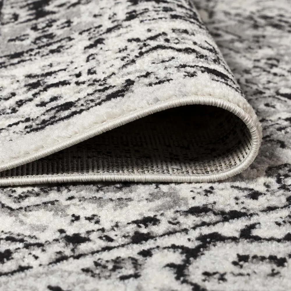 Cassiopeia Inigo Cottage Medallion Area Rug