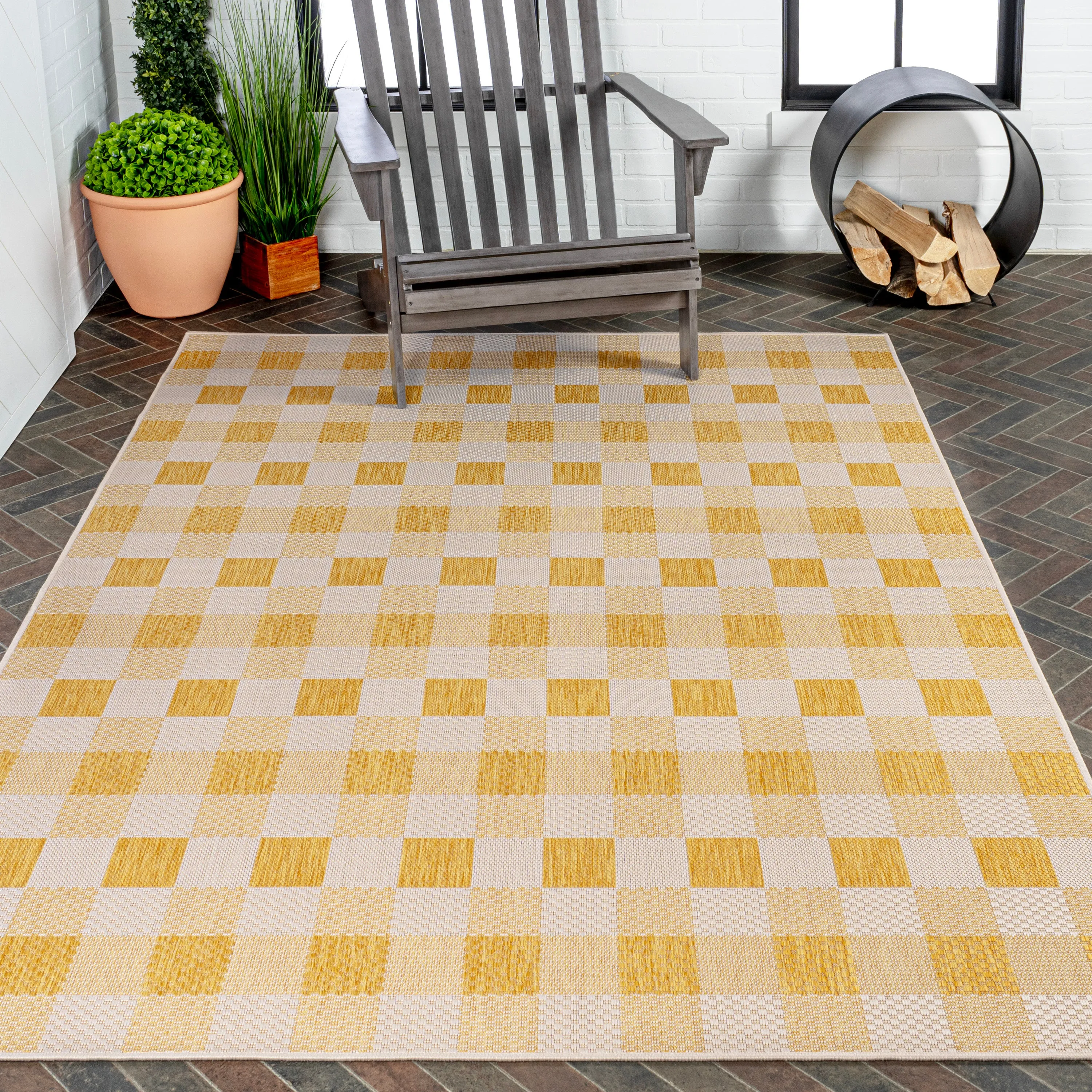 Courtyard Traditional Geometric Bold Gingham Indoor/Outdoor Area Rug