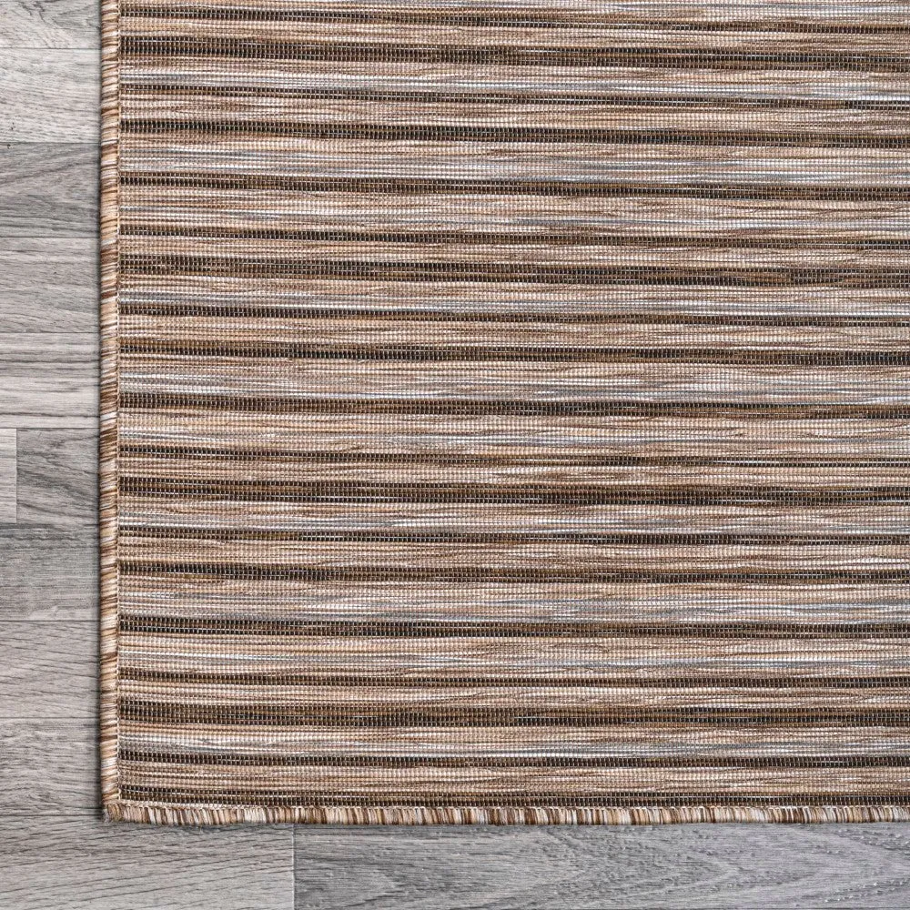 Djoua aprox. 5 ft. x 8 ft. Area Rug