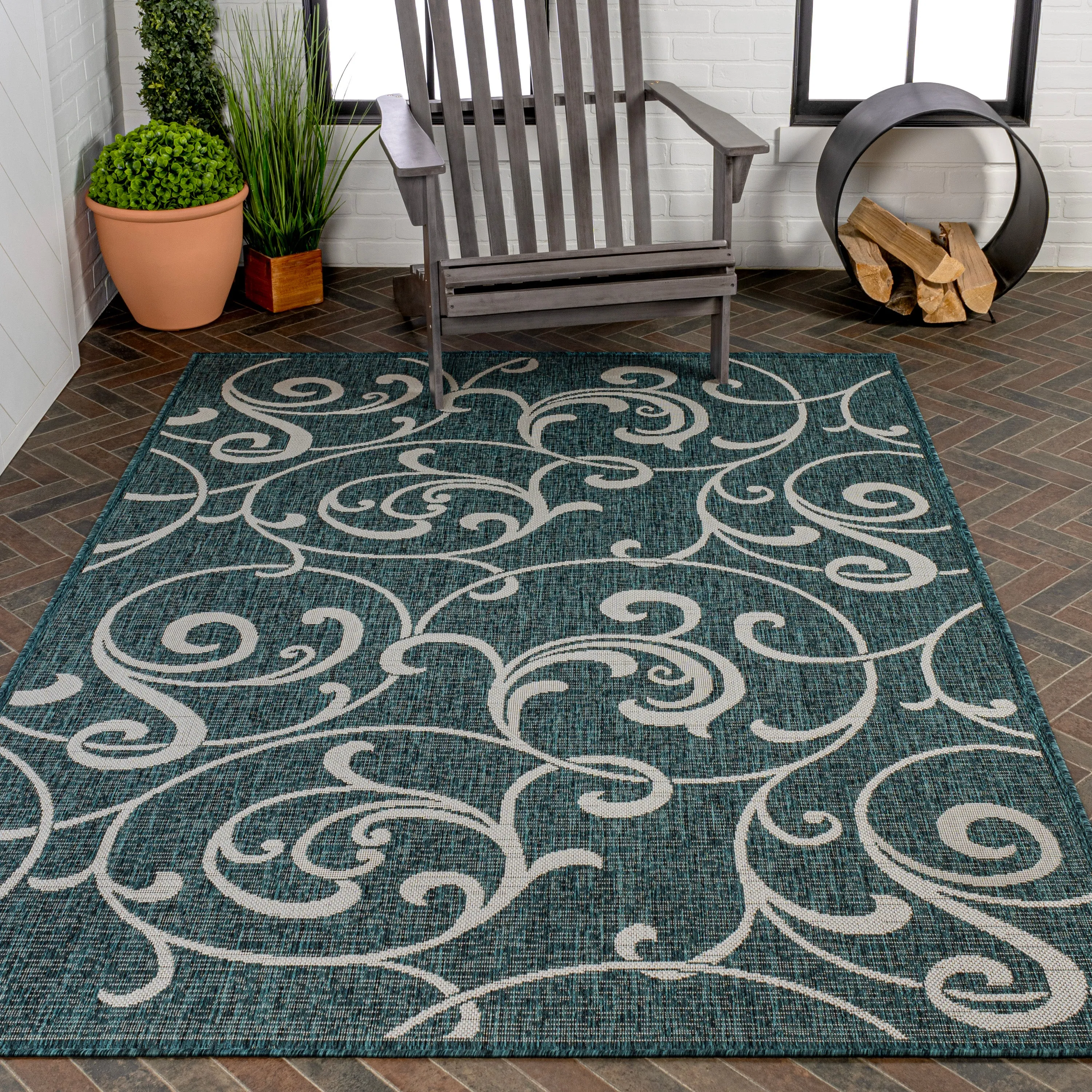 Domani Traditional Classic All-Over Scroll Indoor/Outdoor Area Rug