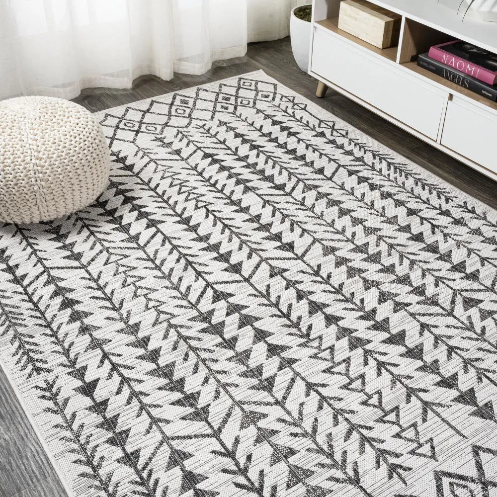 Esmortiz Tokay Bohemian Geometric Indoor/Outdoor Area Rug