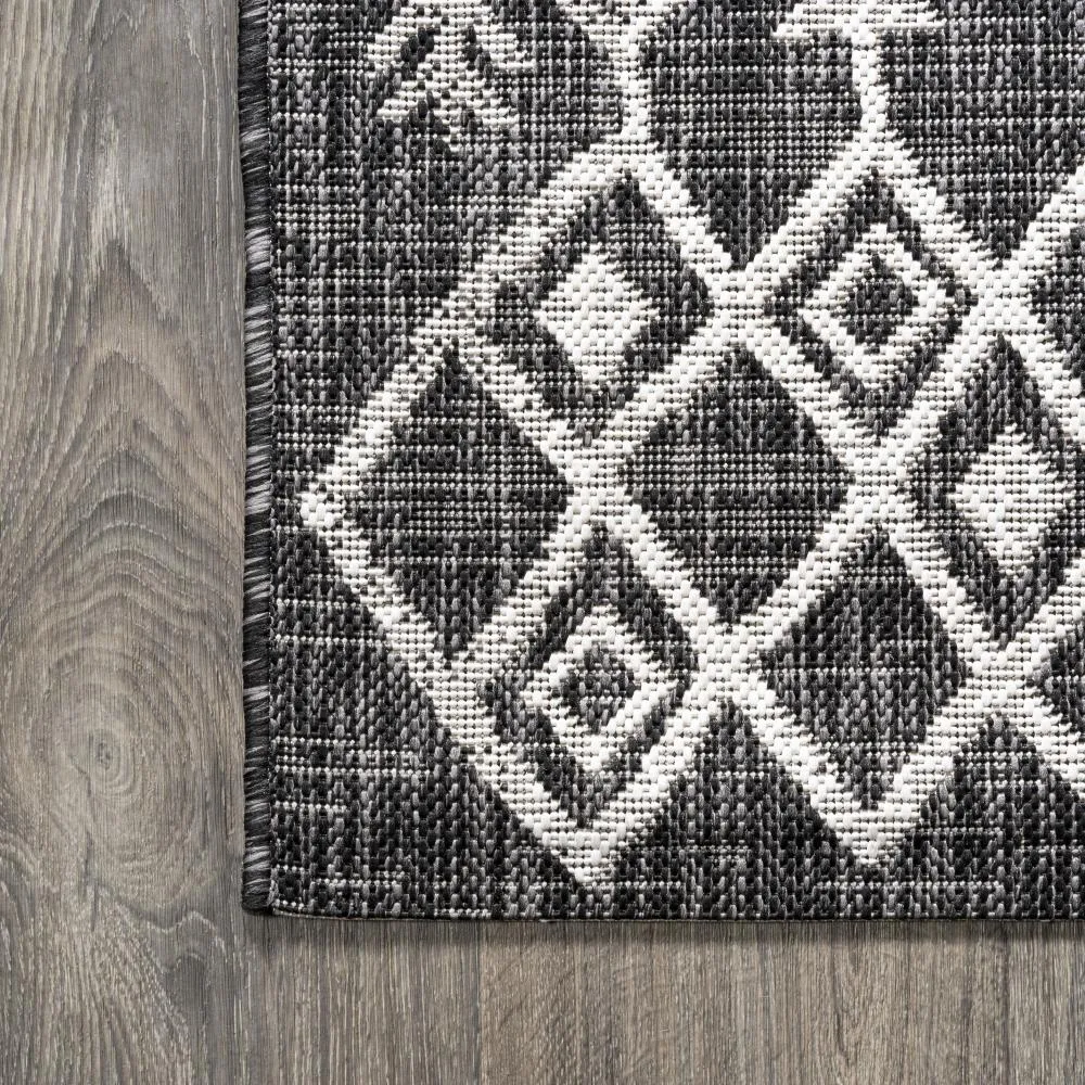 Esmortiz Tokay Bohemian Geometric Indoor/Outdoor Area Rug