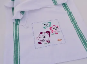 Fancy Embroidered Vintage Style Towel Gift for Any Cook | stitchywoman.net