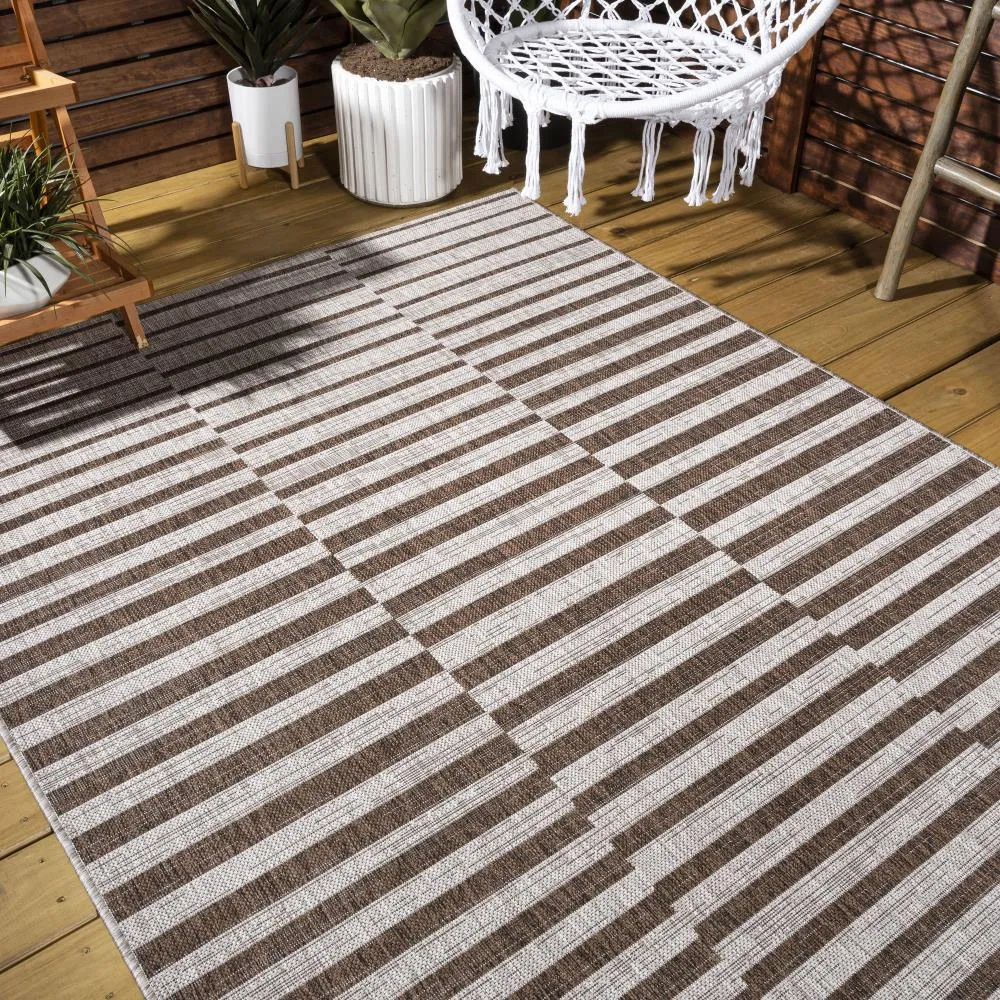 Fatima Sukie Offset Stripe Indoor/Outdoor Area Rug