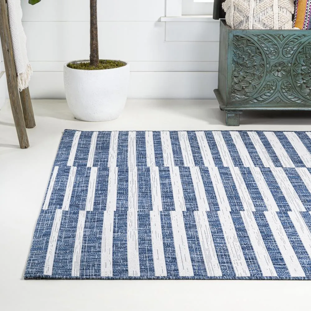 Fatima Sukie Offset Stripe Indoor/Outdoor Area Rug