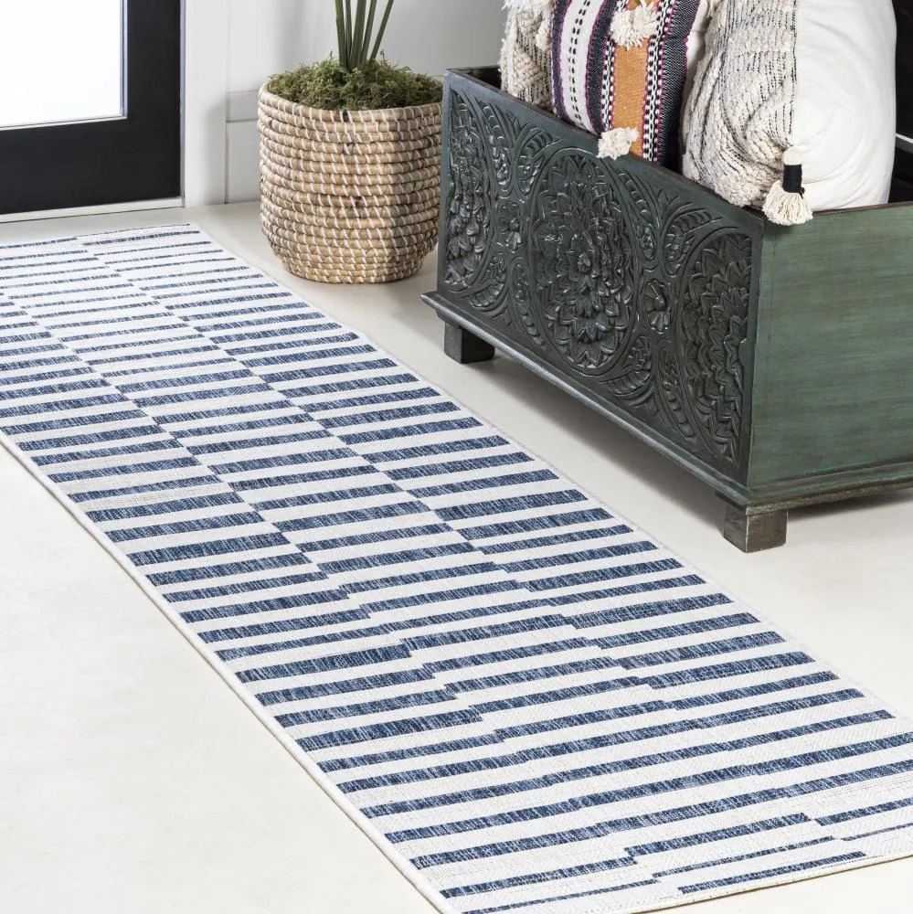 Fatima Sukie Offset Stripe Indoor/Outdoor Area Rug