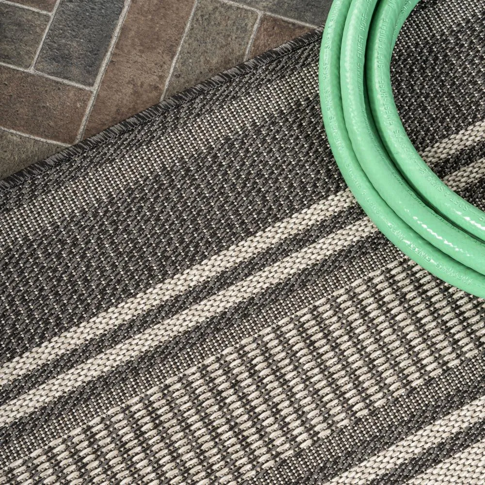 Gibson Modern Double Stripe Indoor/outdoor Area Rug