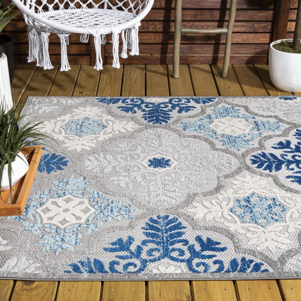 Hamilton Cassis Ornate Ogee Trellis Area Rug
