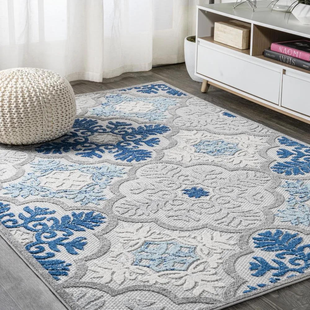 Hamilton Cassis Ornate Ogee Trellis Area Rug
